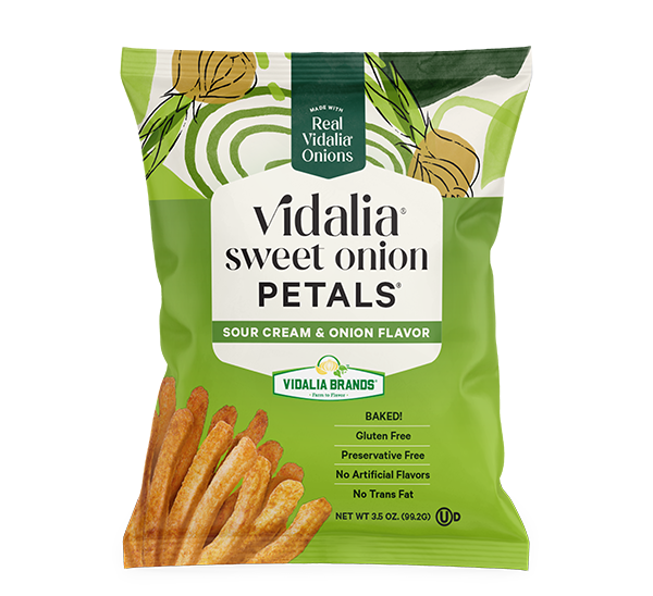 Baked, gluten-free Vidalia Brands Sweet Onion Petals in Sour Cream and Onion flavor.